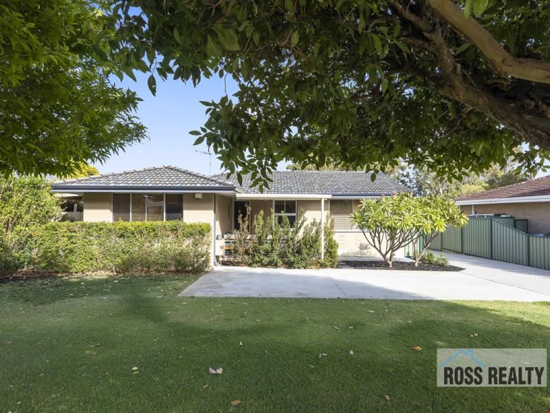 9 Holmwood Way, Embleton WA 6062