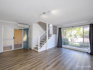 3/69 Tendring Way, Girrawheen WA 6064