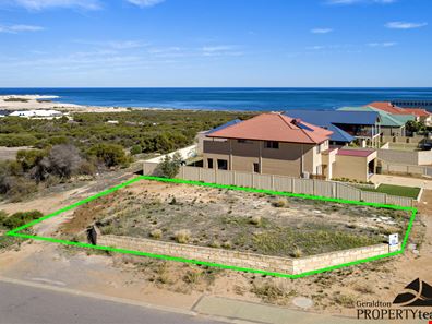 40 Columbus Boulevard, Wandina WA 6530