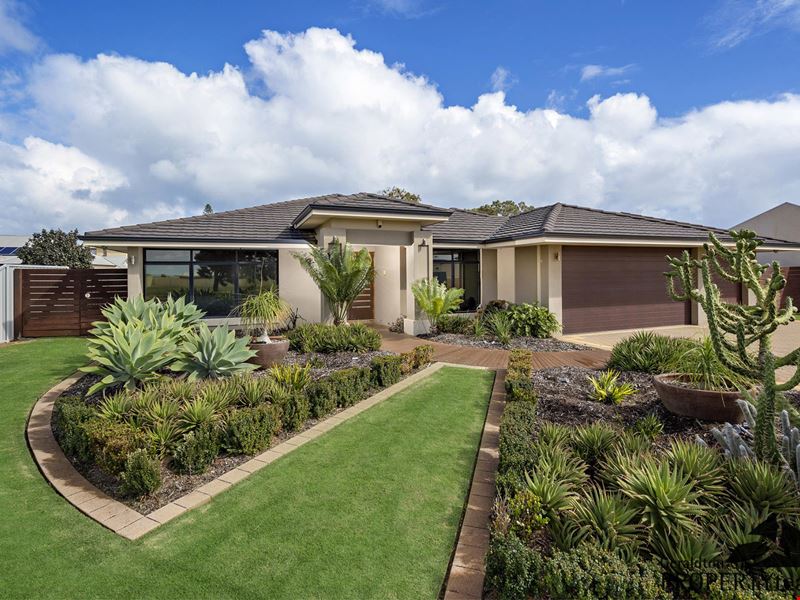 4 Bishops Court, Beresford WA 6530