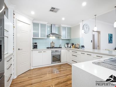 4 Bishops Court, Beresford WA 6530
