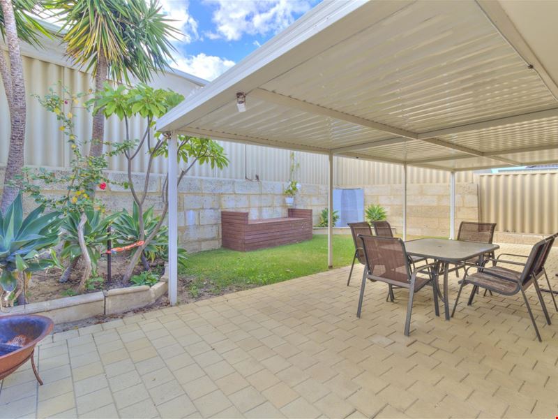 33 Feakle Bend, Ridgewood WA 6030