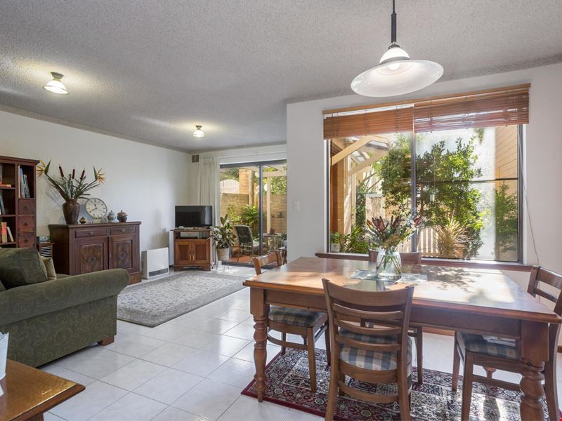 8/12 Mount Street, Claremont WA 6010
