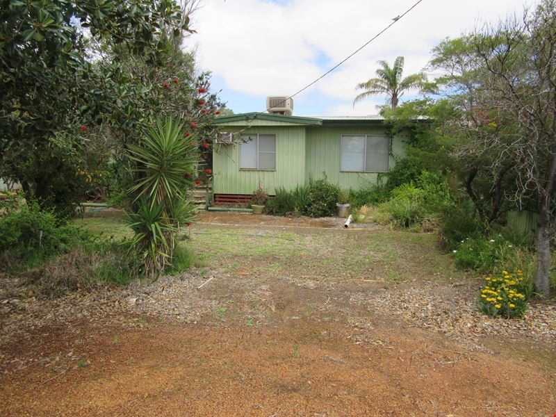 50 Williamson Street, Three Springs