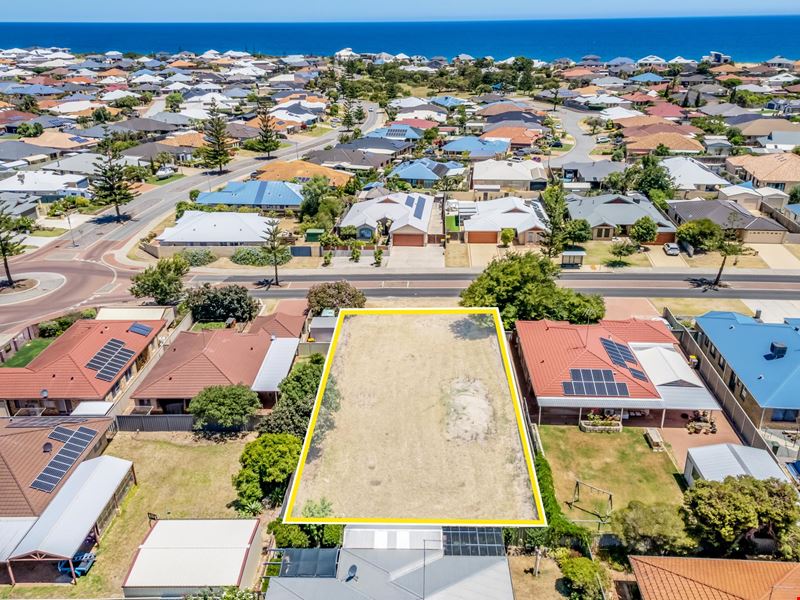 125 Peelwood Parade, Halls Head WA 6210