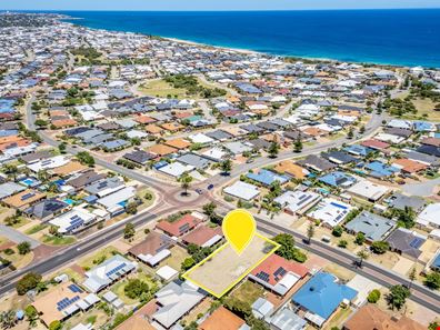 125 Peelwood Parade, Halls Head WA 6210
