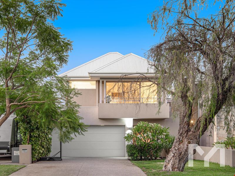 19 Thurloe Street, Bicton WA 6157