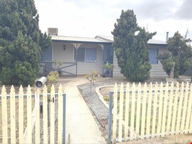 4 Humphrey Street, Pinjarra WA 6208
