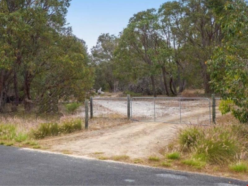 13 Harvey View Drive, Herron WA 6211