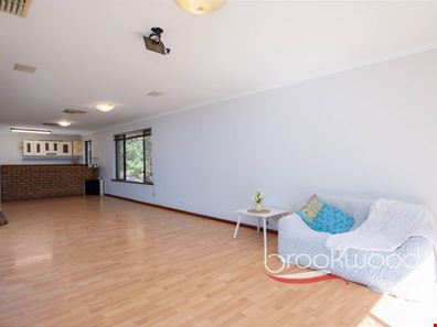 17 Sadlier Court, Stoneville WA 6081