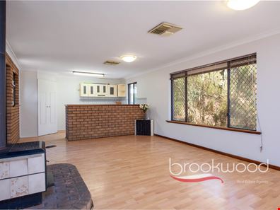 17 Sadlier Court, Stoneville WA 6081