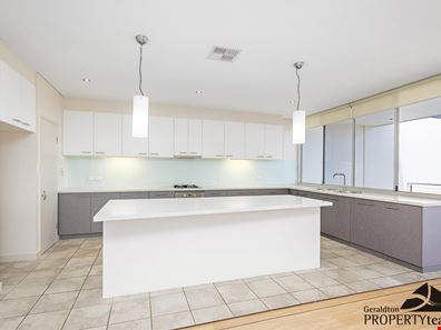 6/298 Chapman Road, Beresford WA 6530