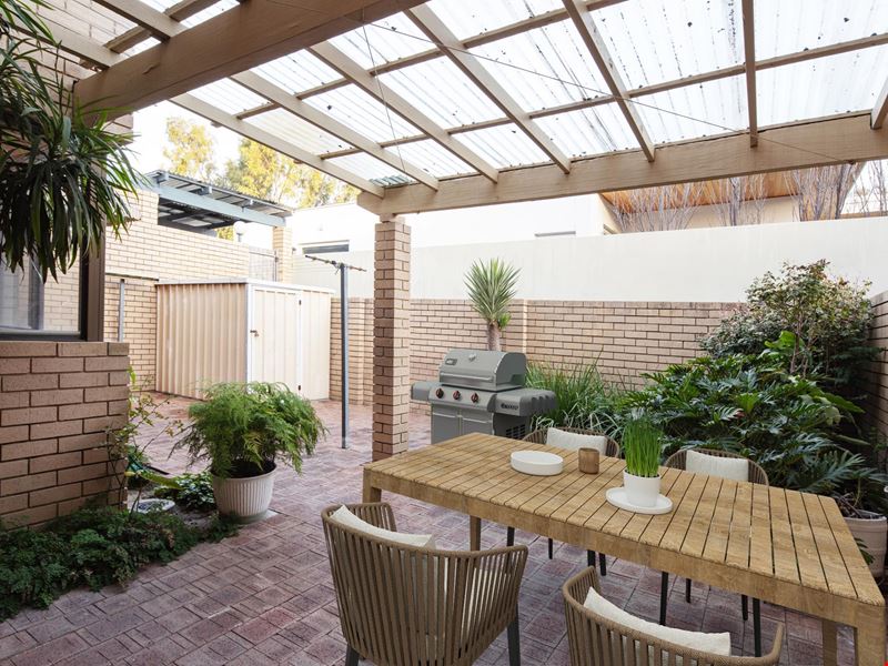 4/8 Wavertree Place, Leederville WA 6007