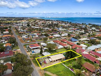 43A & B Charles Street, Bluff Point WA 6530