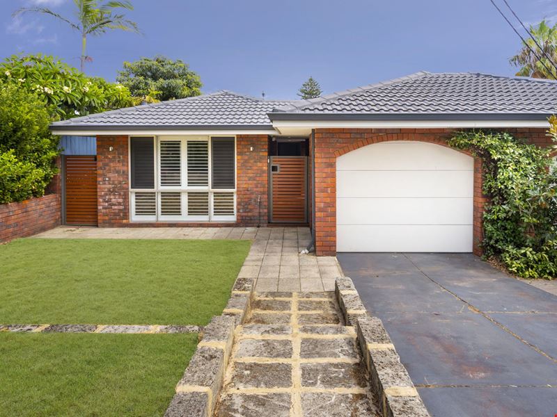 37A Burroughs Road, Karrinyup WA 6018