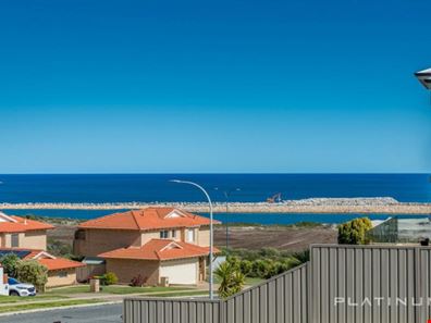 38 Southern Cross Circle, Ocean Reef WA 6027