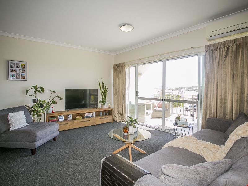 16/10 Pavonia Link, Clarkson