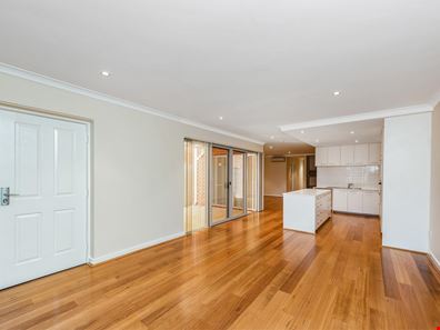 27/84 Collick Street, Hilton WA 6163