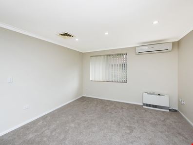 33/10 Houtmans Street, Shelley WA 6148