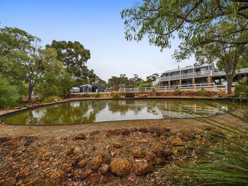 131 Forrest Hills Parade, Bindoon WA 6502