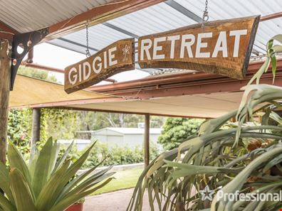 12 Little Bunning Road, Gidgegannup WA 6083