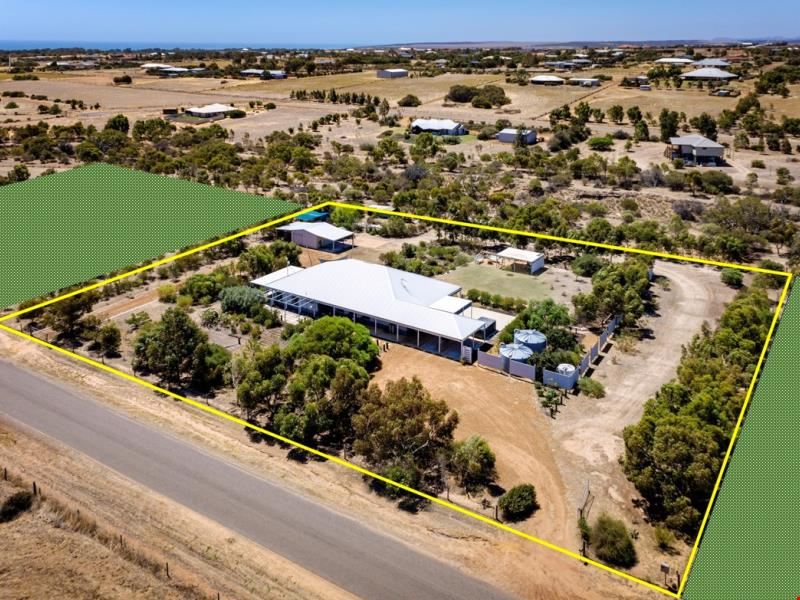 60 Patten Place, White Peak WA 6532