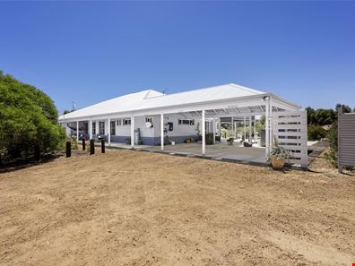 60 Patten Place, White Peak WA 6532