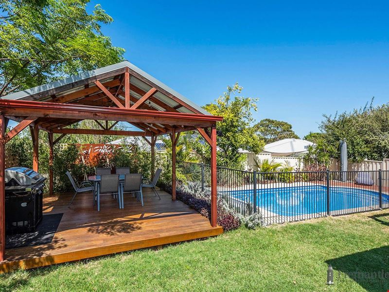 68 Rennie Crescent South, Hilton WA 6163