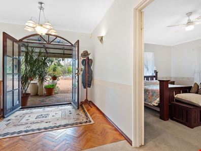 193 Versteeg Grove, Martin WA 6110