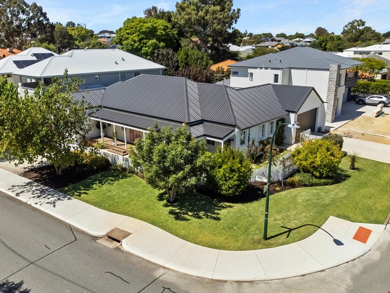 14 Doney Street, Alfred Cove WA 6154