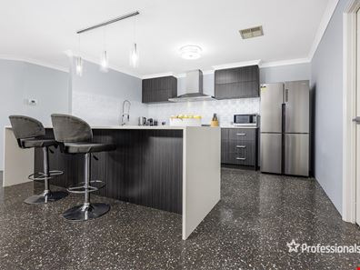 8 Bottlebrush Close, Woorree WA 6530