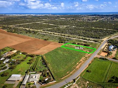 17 Moloney Street, Utakarra WA 6530