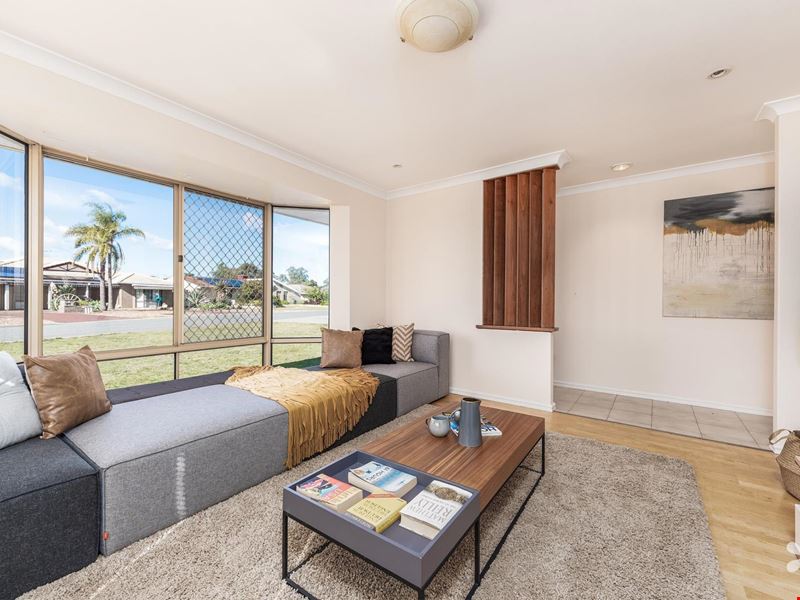 1 Gilchrist Avenue, Bibra Lake WA 6163