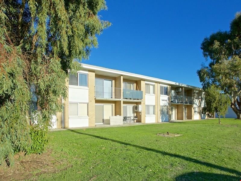9/10 Walter Road, Inglewood WA 6052