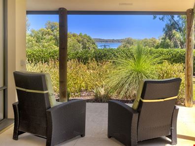 14 Grosmont Glade, Leschenault WA 6233