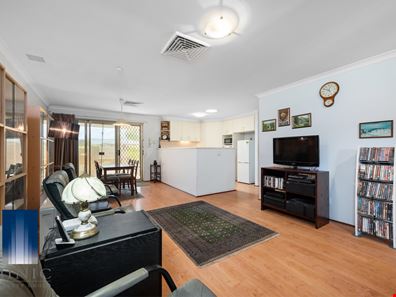 8/2 Cerberus Avenue, Parkwood WA 6147
