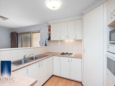 8/2 Cerberus Avenue, Parkwood WA 6147