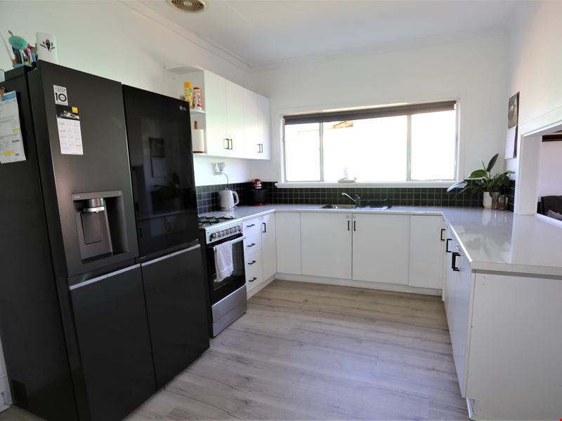 15 New Compton Street, Kambalda East WA 6442