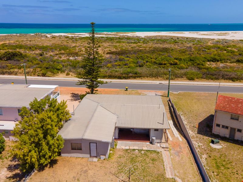 16 Corunna Road, Cervantes WA 6511