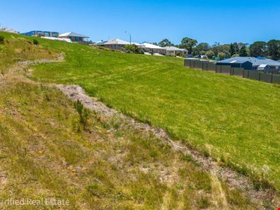 Lot 687,  Greyhound Circle, Gledhow WA 6330