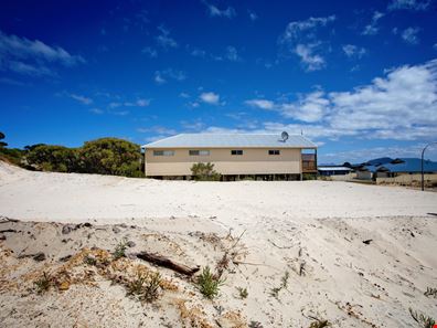 13 France  Street, Hopetoun WA 6348