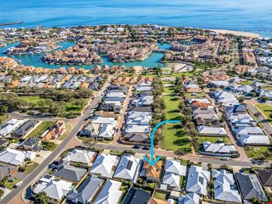 2/303 Wharf Street, Queens Park WA 6107