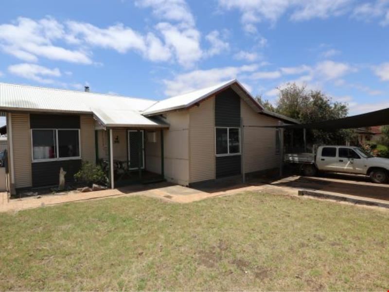 70 Ensign Street, Narrogin WA 6312