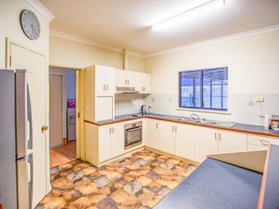 1 Dove Close, South Hedland WA 6722