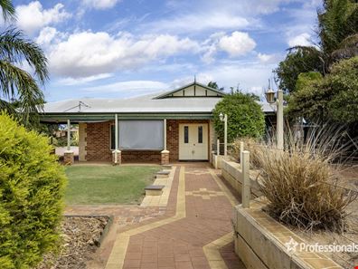 8 Willow Court, Strathalbyn WA 6530
