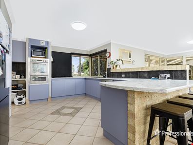 8 Willow Court, Strathalbyn WA 6530