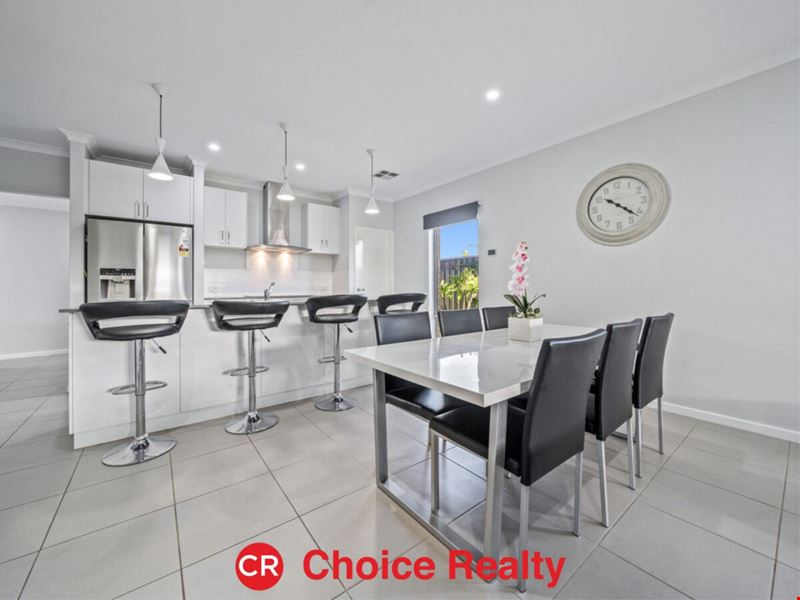 35 Denmark Loop, South Guildford