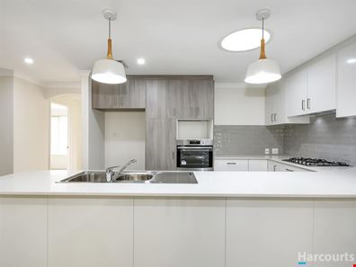 Villa 23/3A Moolanda Boulevard, Kingsley WA 6026