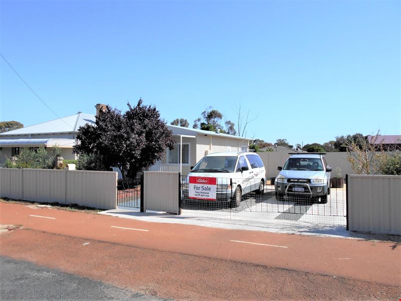 56 Andover Street, Katanning WA 6317