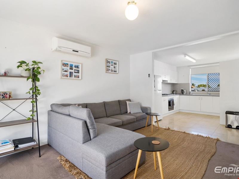 10 Watterton Place, Hamilton Hill WA 6163